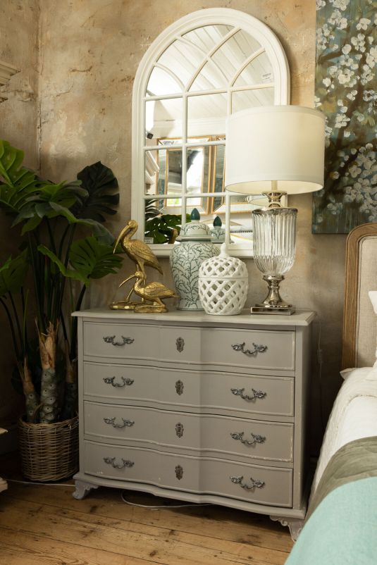 4 Drawer chest painted grey Château collection