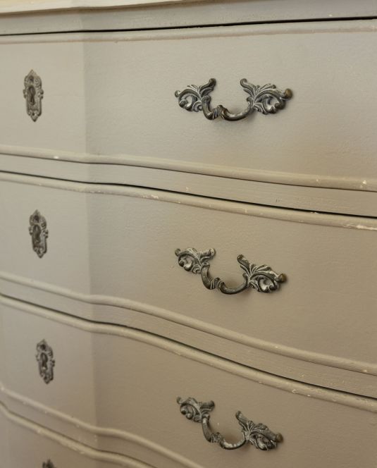 4 Drawer chest painted grey Château collection