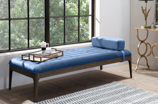 Millie Daybed with headrest and tufted details in blue