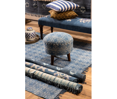 blue printed rug with fringe 