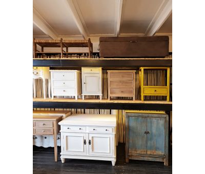 yellow lacquered bedside table with 1 drawer