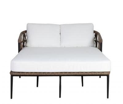 Outdoor sunbed in synthetic rattan and sunproof cushions