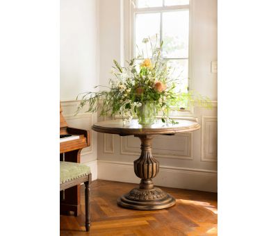 Block and chisel french style round table