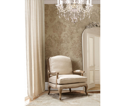 Classic cream cushioned armchair with cabriole legs Château collection