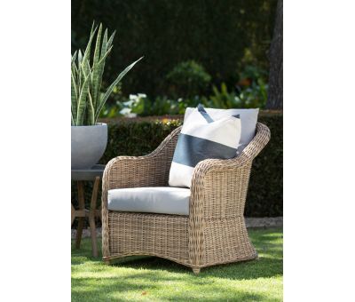 Block & Chisel outdoor lounge chair