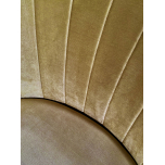Chaise daybed in gold velvet with gold legs