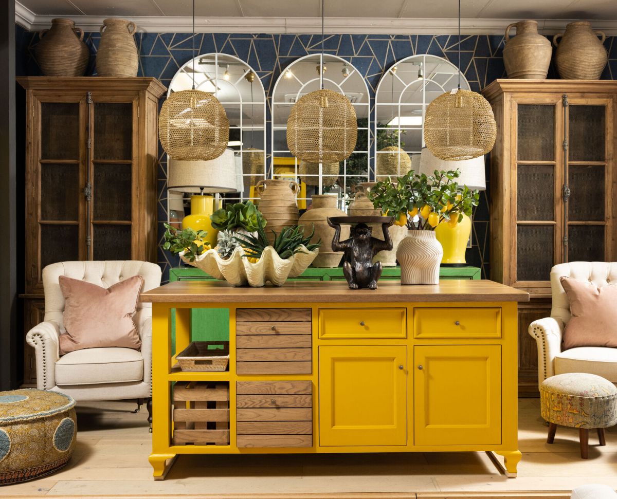 Toulouse kitchen island in yellow and weathered oak 