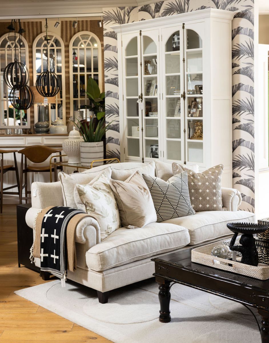 Lucerne sofa 