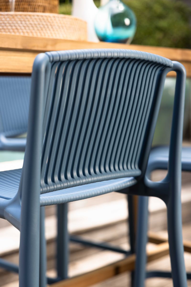 Block and chisel PVC bar chair