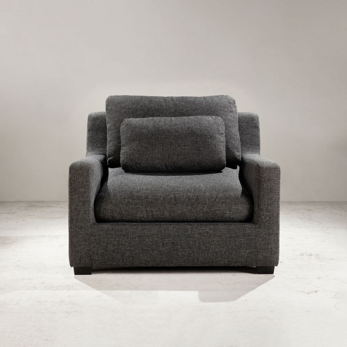 Oversized armchair 