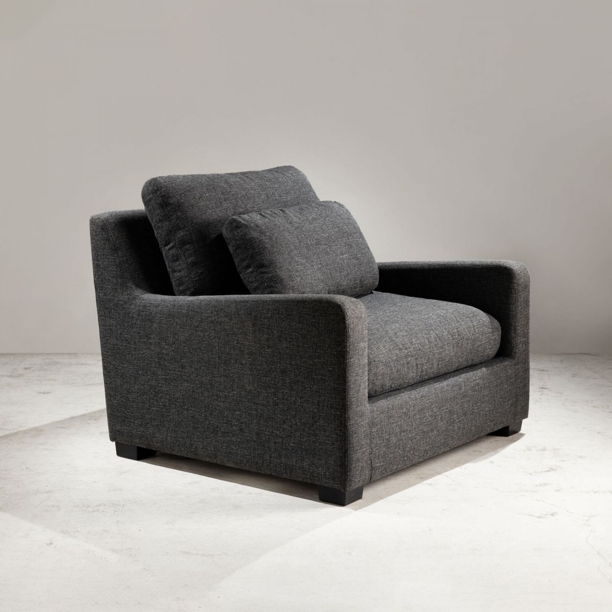 Oversized armchair 