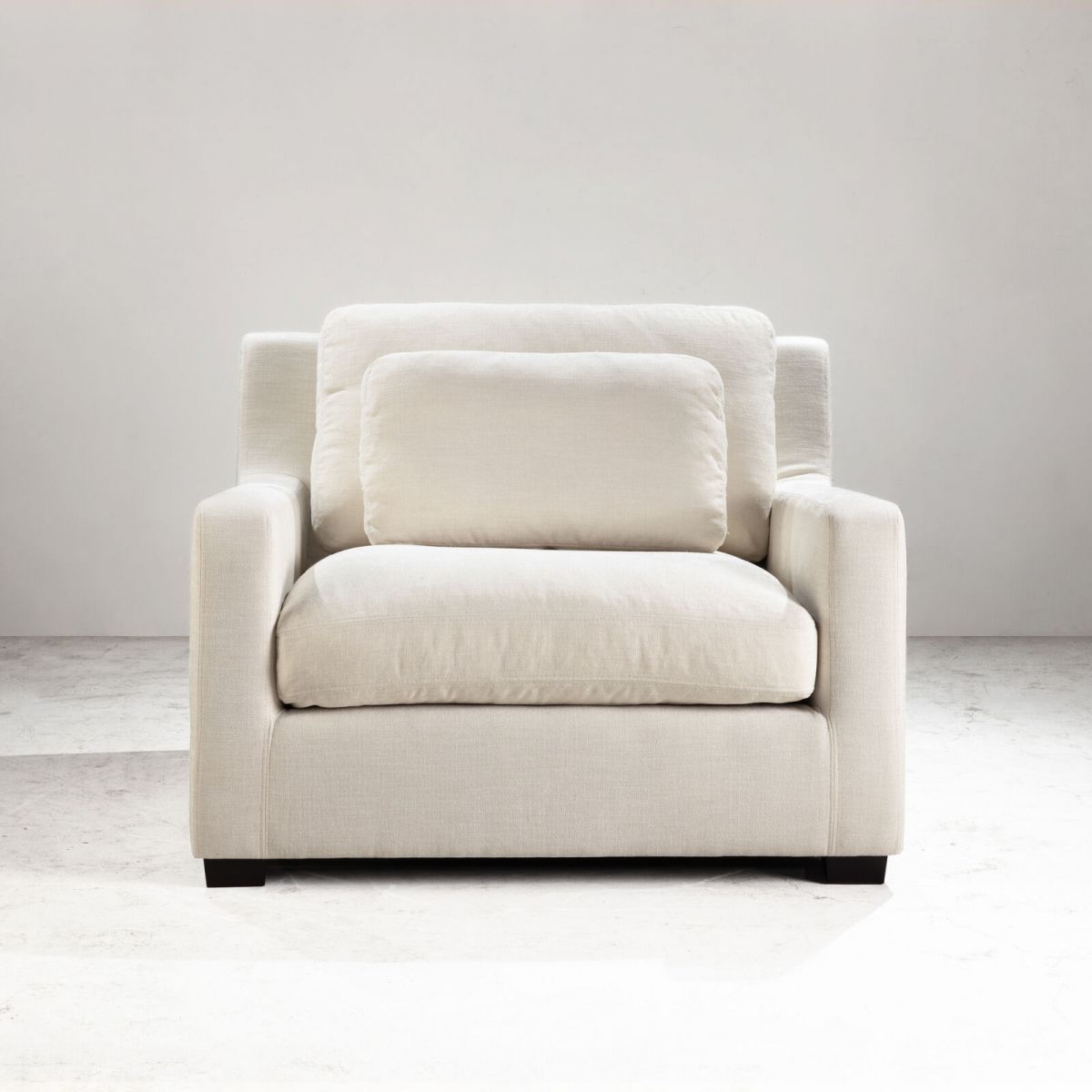 Oversized armchair 