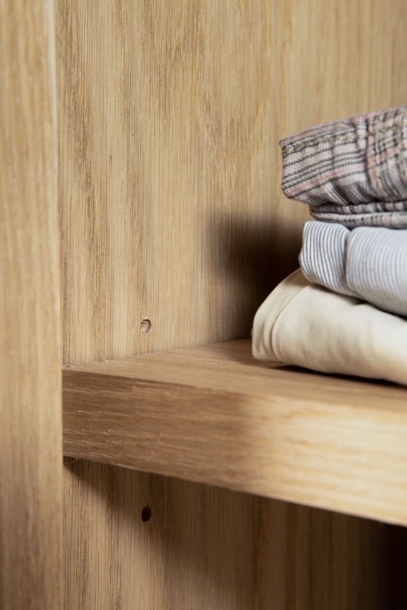 Block and chisel wardrobe drawers and shelves in brushed oak