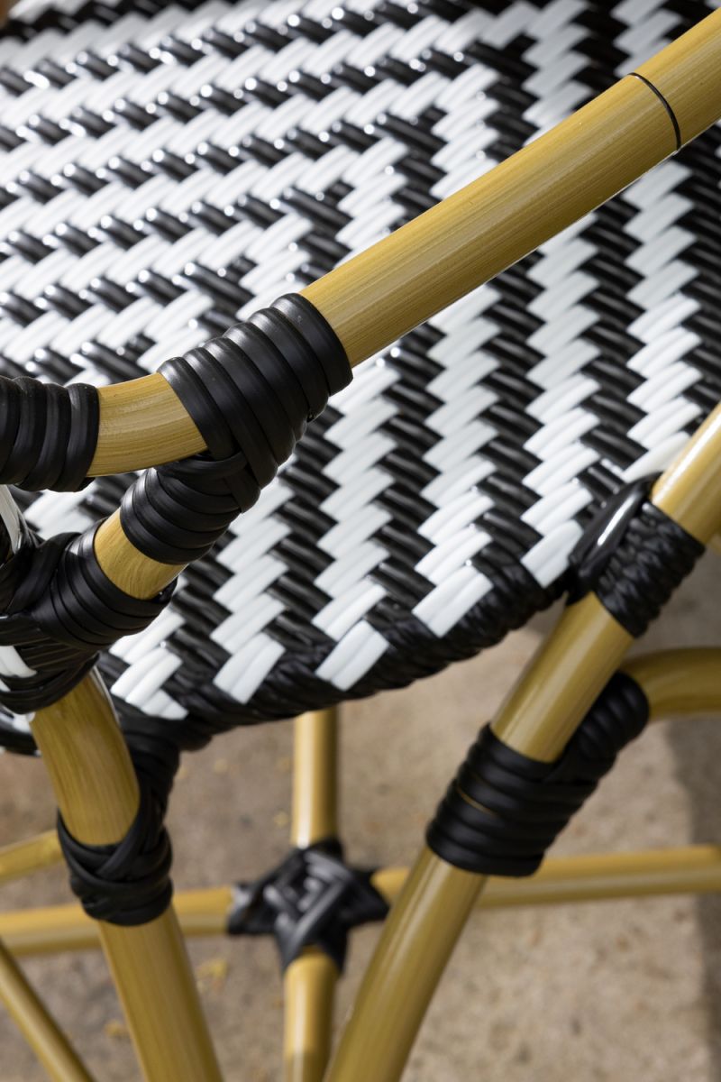 Black and white pvc carver chair 