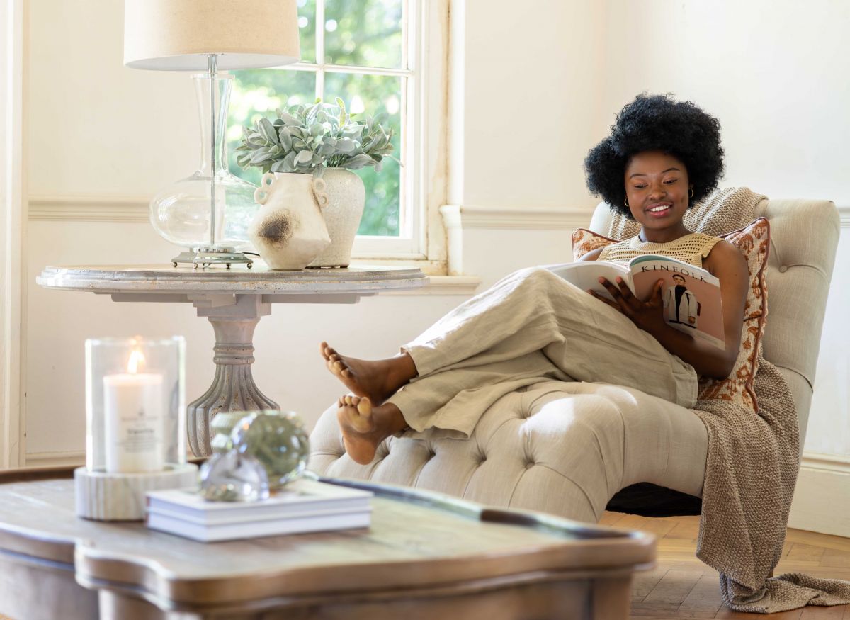French style deep buttoned lounger 