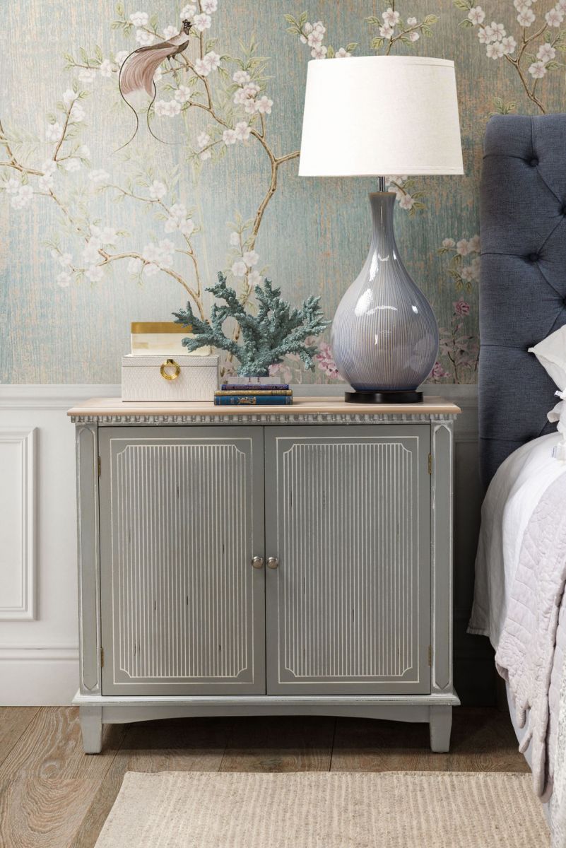 Grey painted 2 door cabinet with shelf Château Collection 