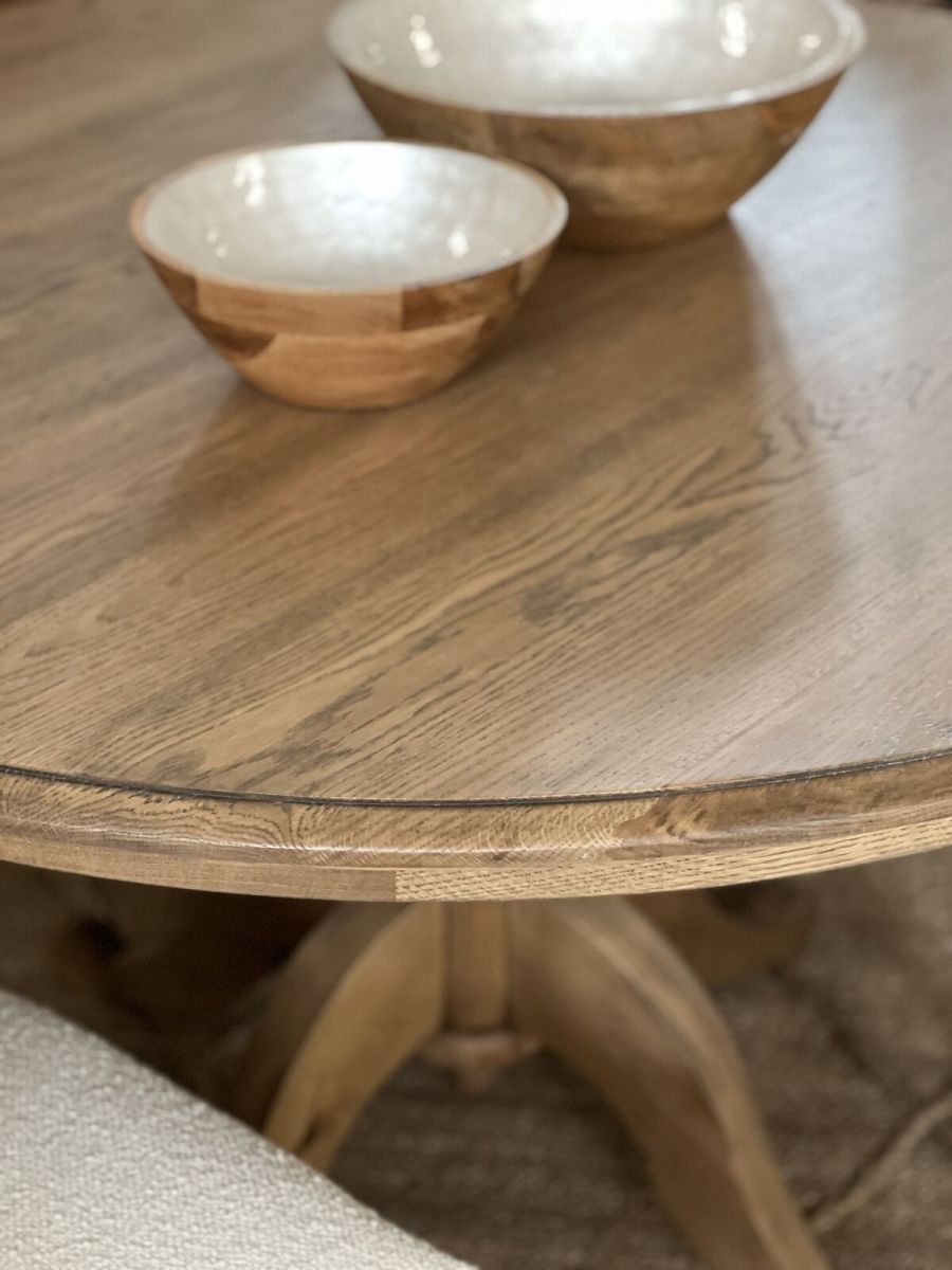 Round dining table in solid weathered oak