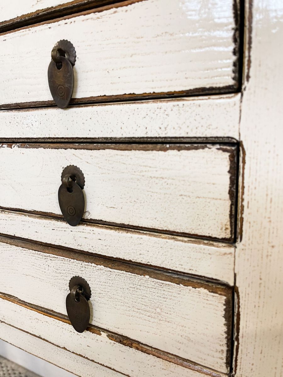 Painted console with storage 