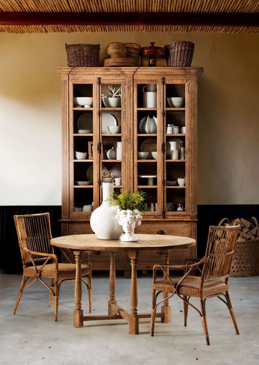 Old Elm dining table