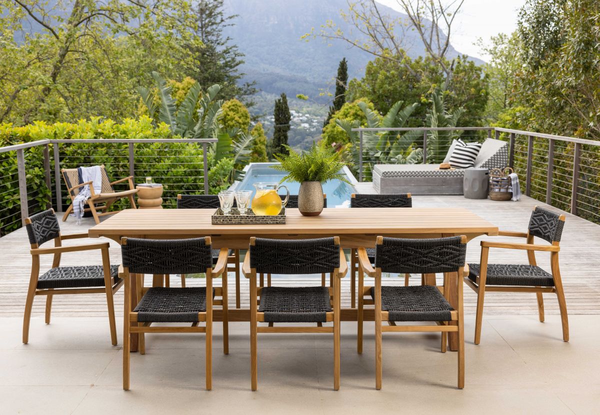 Resort Changu Dining Armchair Black Block Chisel