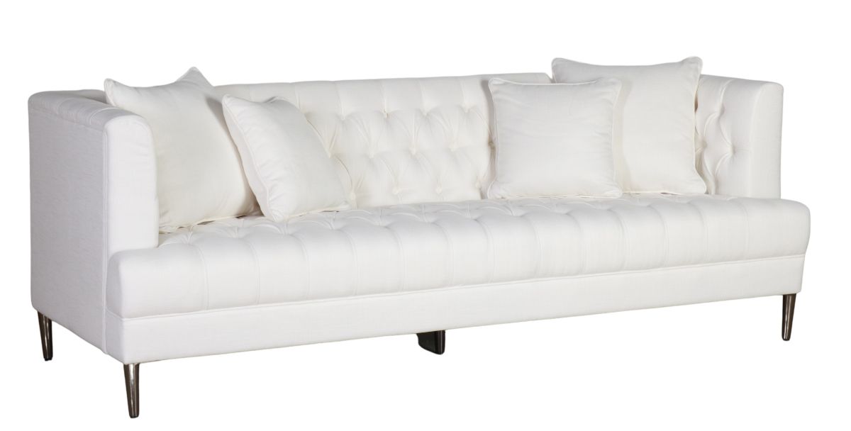 3 Seater sofa with buttoned detail in cream 