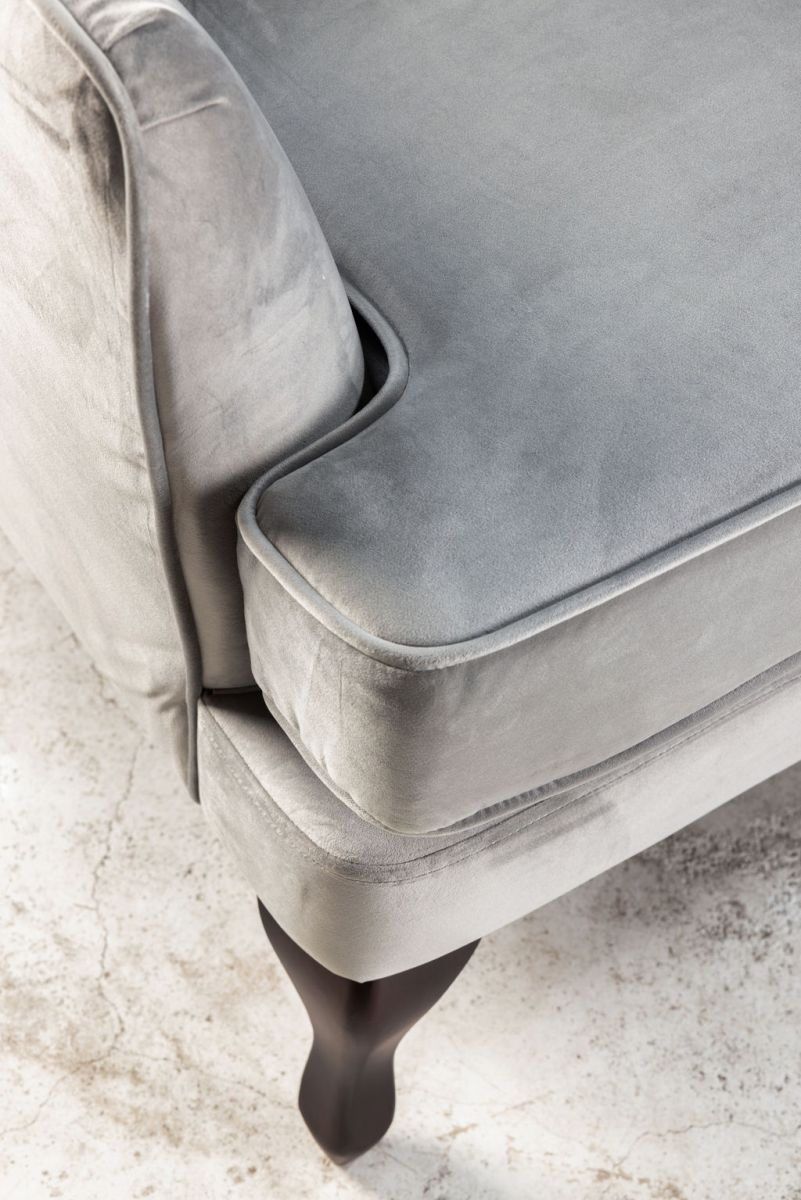 Monroe sofa in silver